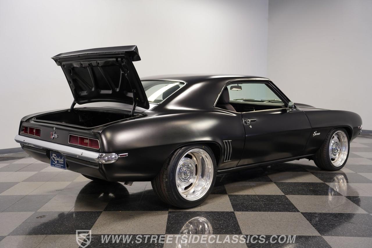 1969 Chevrolet Camaro Z/28 Tribute Restomod