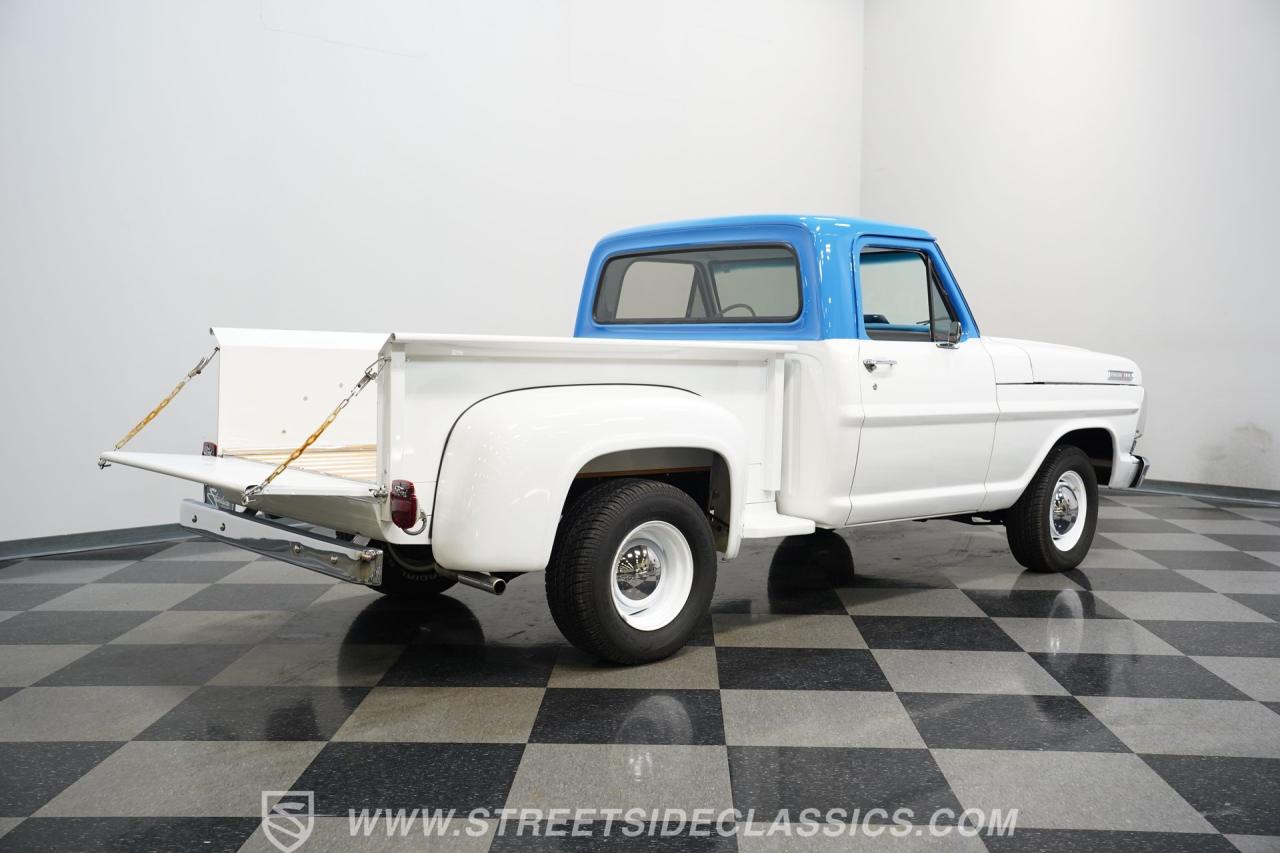 1967 Ford F-100 Stepside