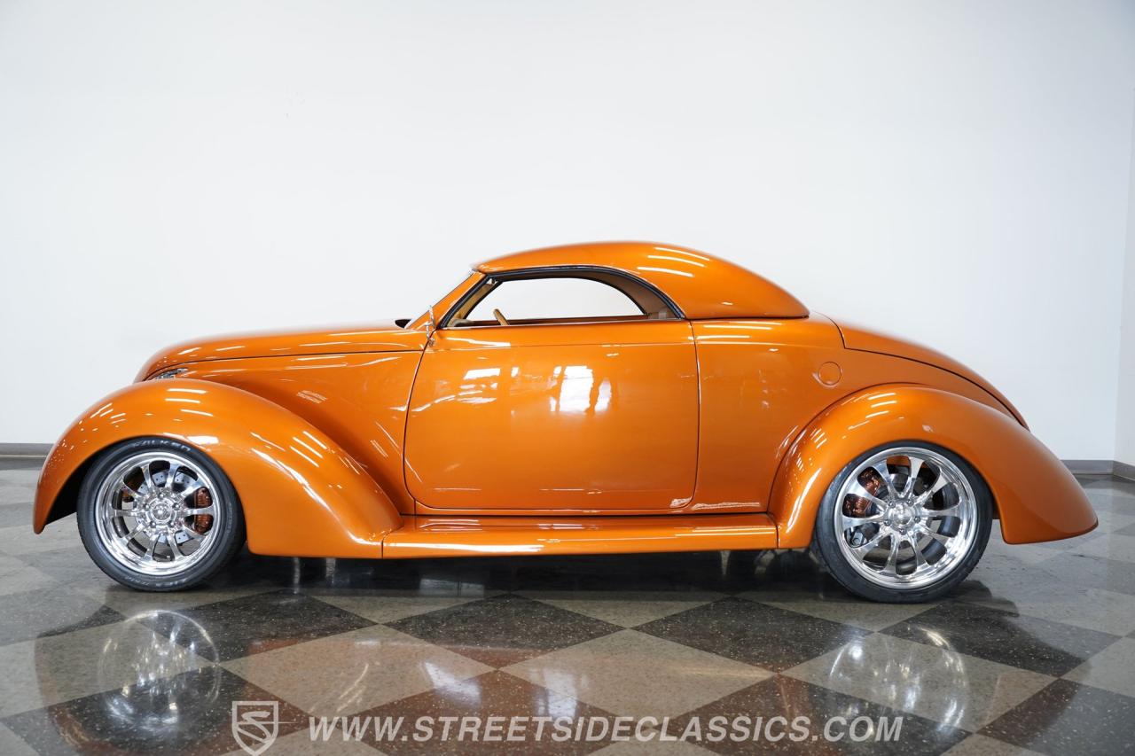 1939 Ford Roadster