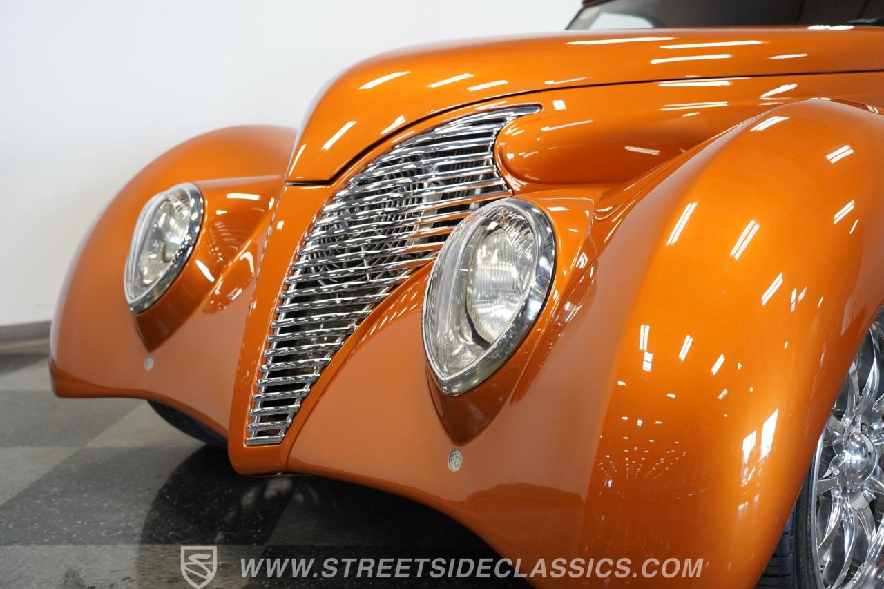 1939 Ford Roadster