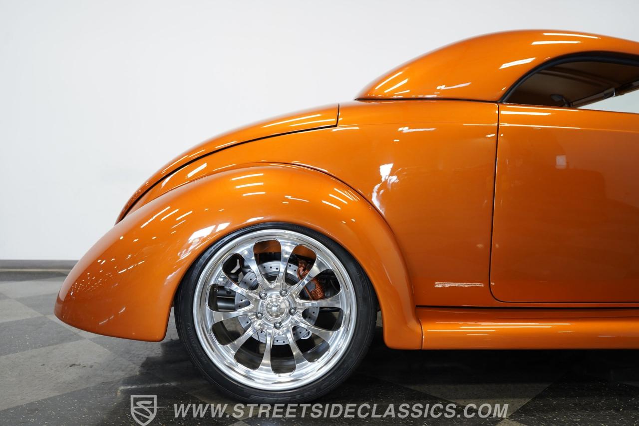 1939 Ford Roadster