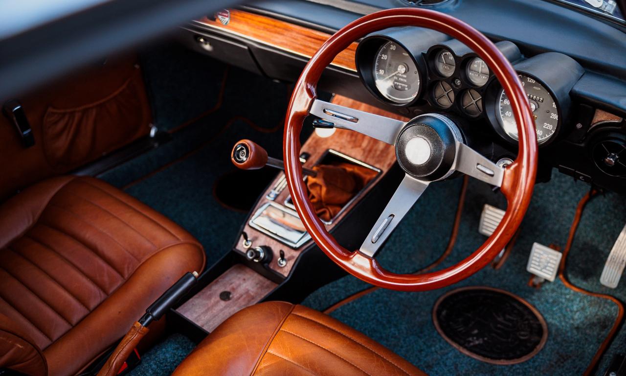 1974 Alfa Romeo GTV 2000