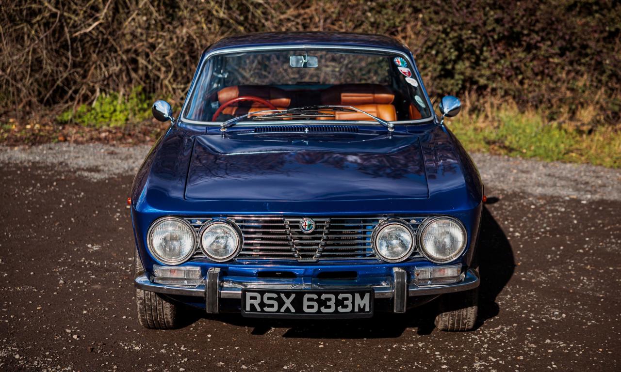 1974 Alfa Romeo GTV 2000