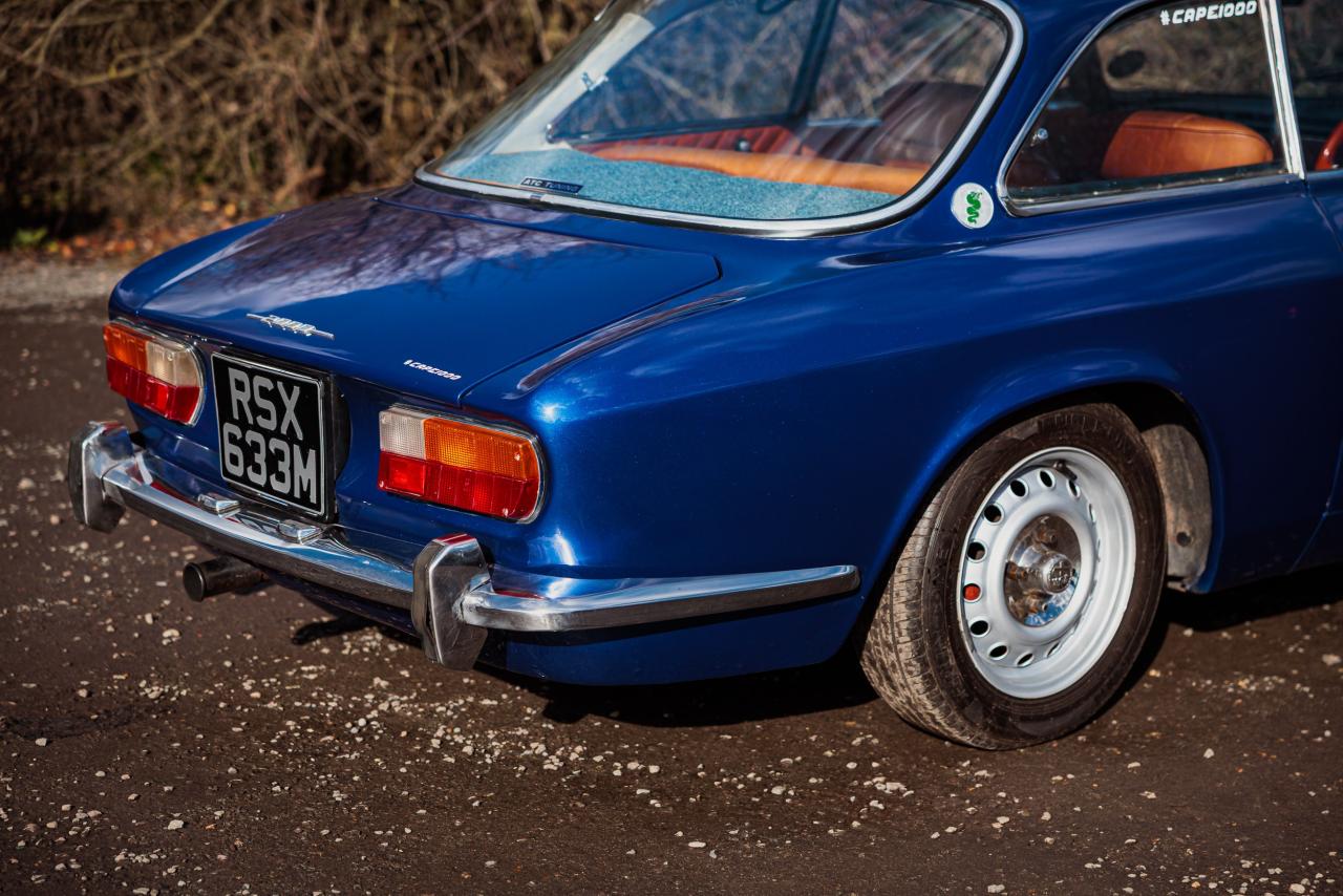 1974 Alfa Romeo GTV 2000