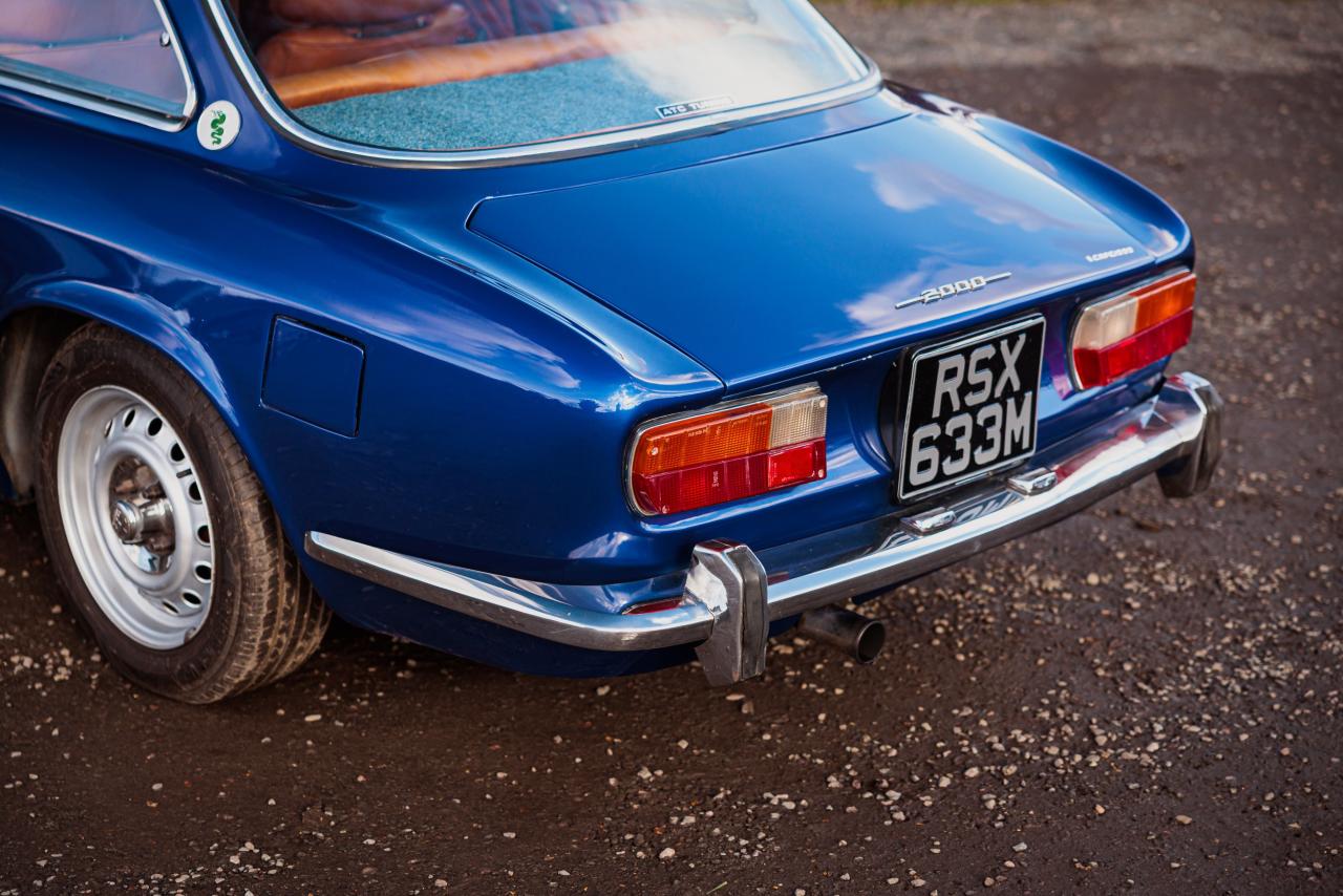 1974 Alfa Romeo GTV 2000