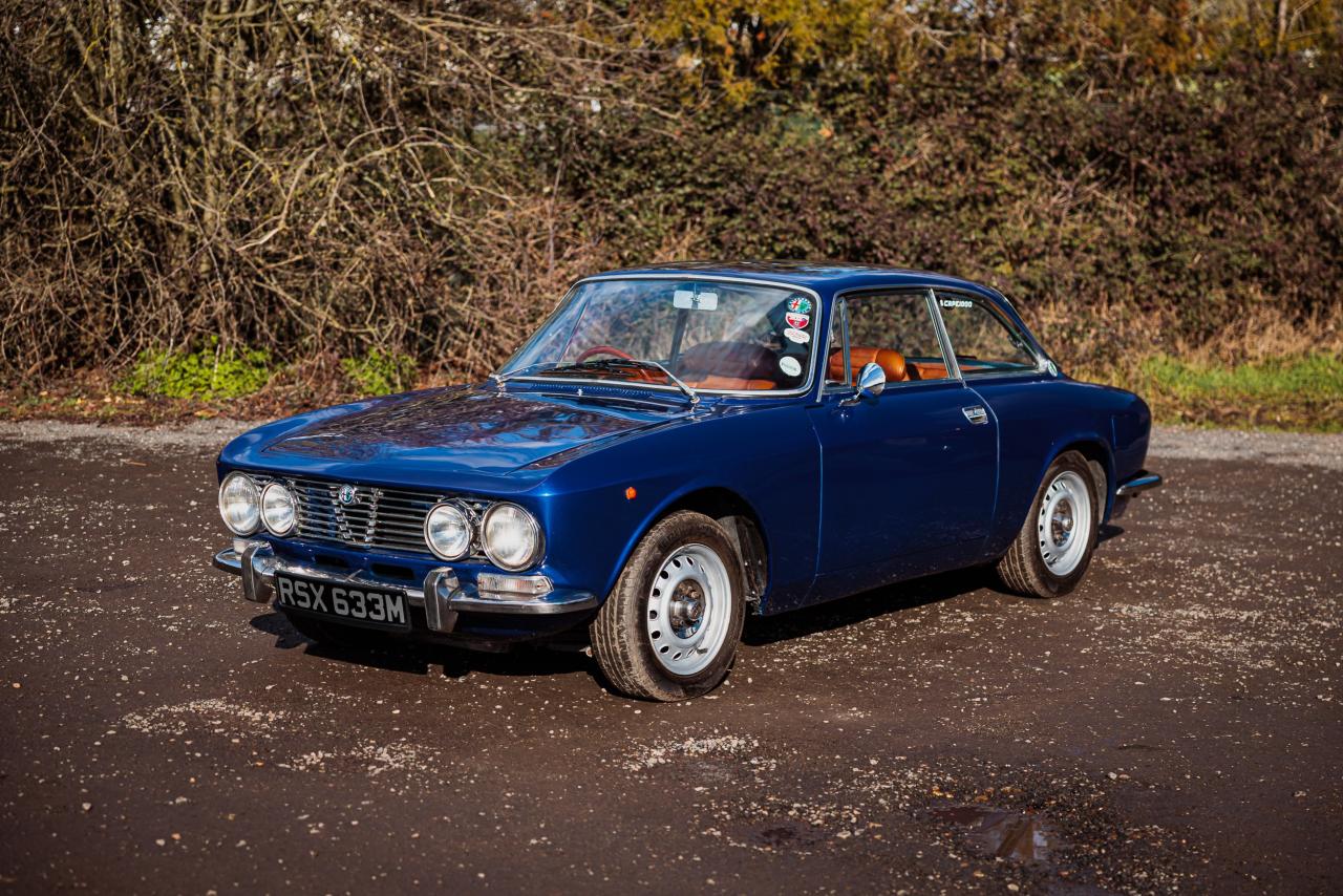 1974 Alfa Romeo GTV 2000