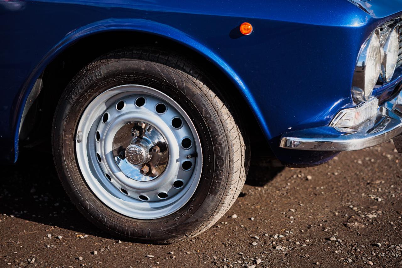 1974 Alfa Romeo GTV 2000