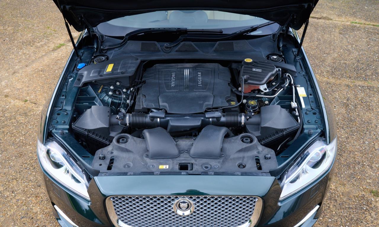 2010 Jaguar XJ V8 Premium Luxury (5.0 litre)