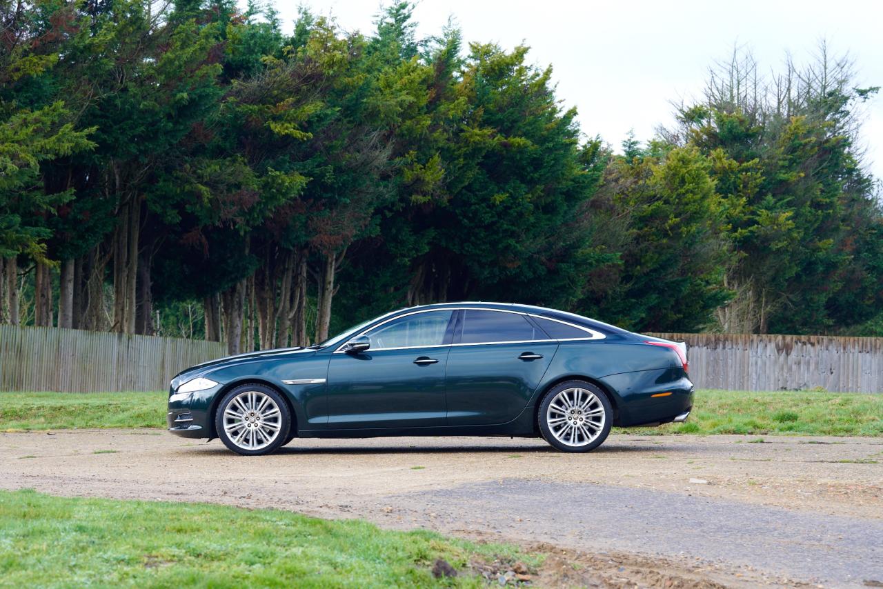 2010 Jaguar XJ V8 Premium Luxury (5.0 litre)