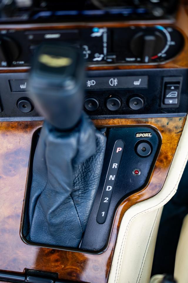 1997 Aston Martin Virage Volante 'Factory Widebody' (5.3 litre)