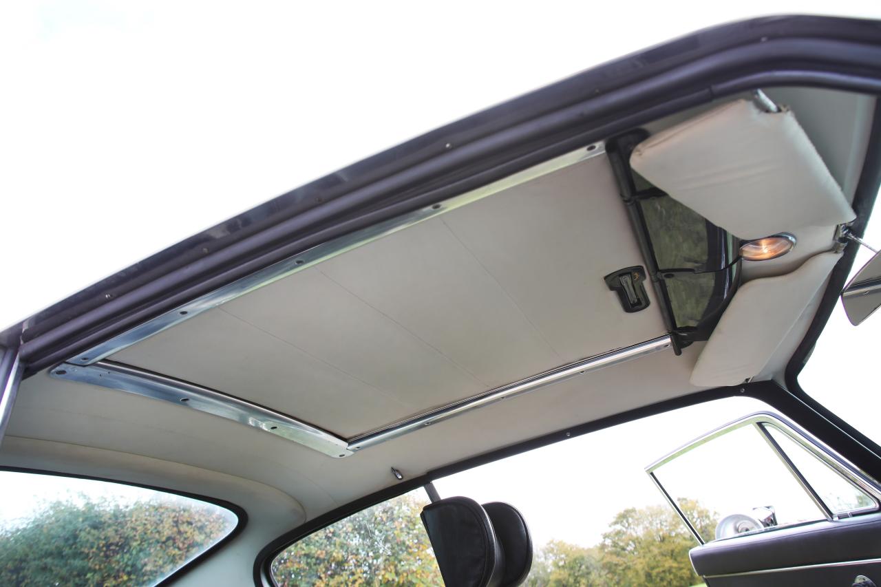 1968 Aston Martin DB6 Saloon