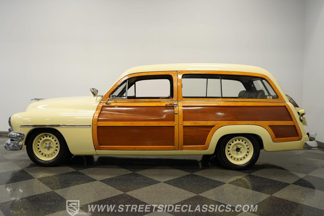 1951 Mercury Woody Wagon restomod