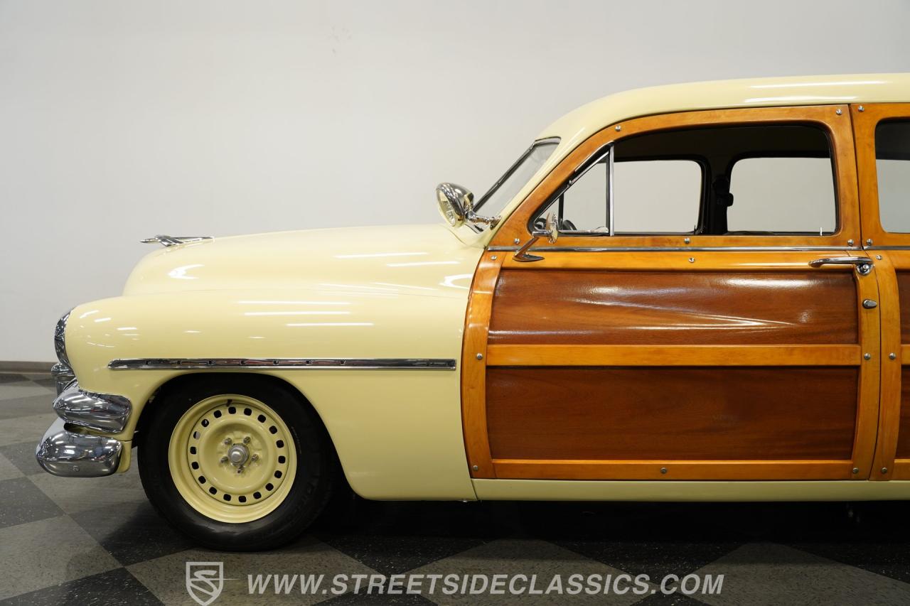 1951 Mercury Woody Wagon restomod