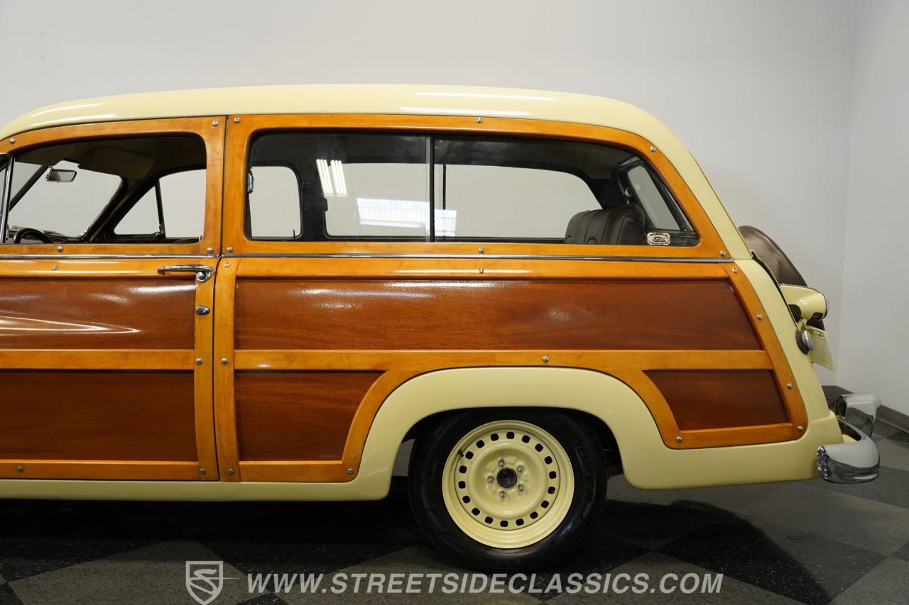 1951 Mercury Woody Wagon restomod