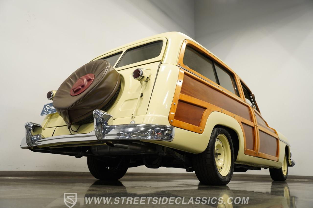 1951 Mercury Woody Wagon restomod