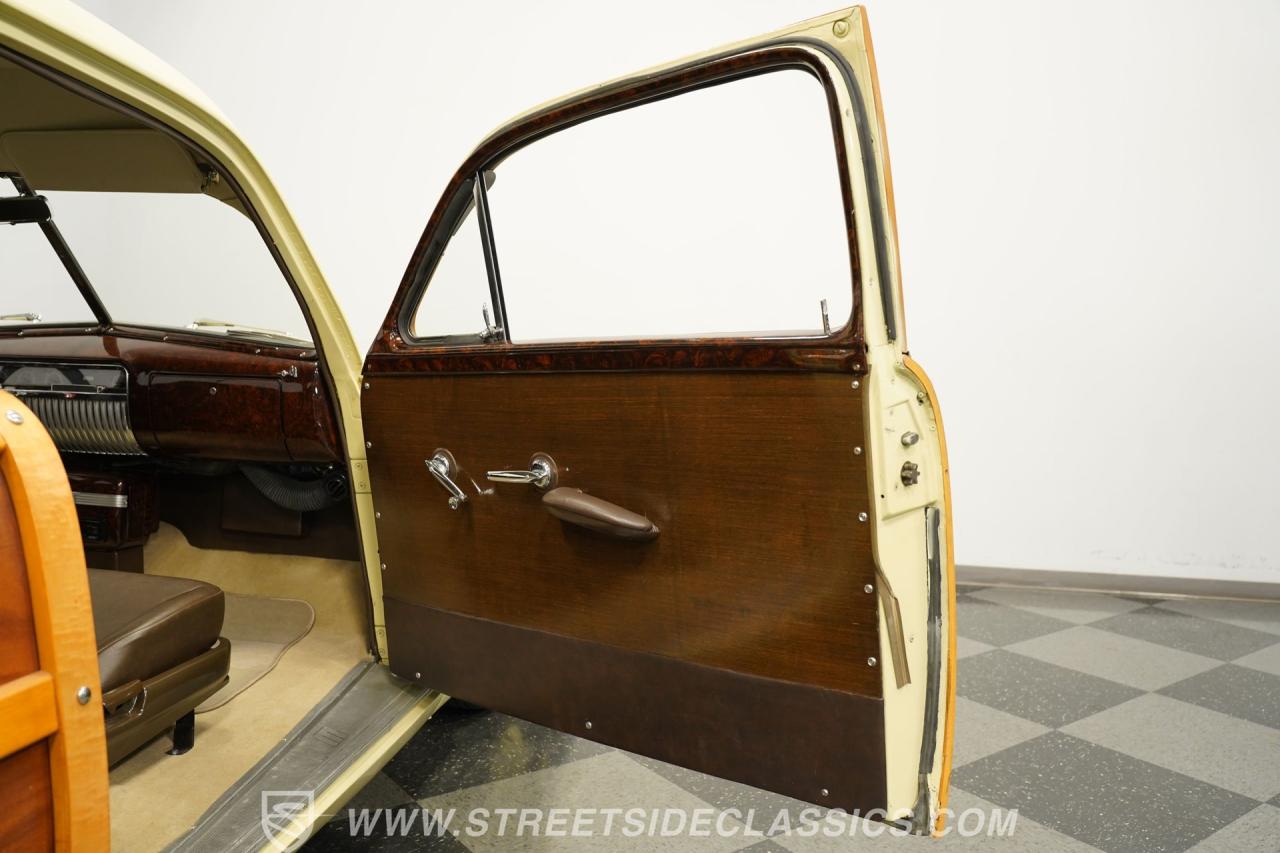 1951 Mercury Woody Wagon restomod