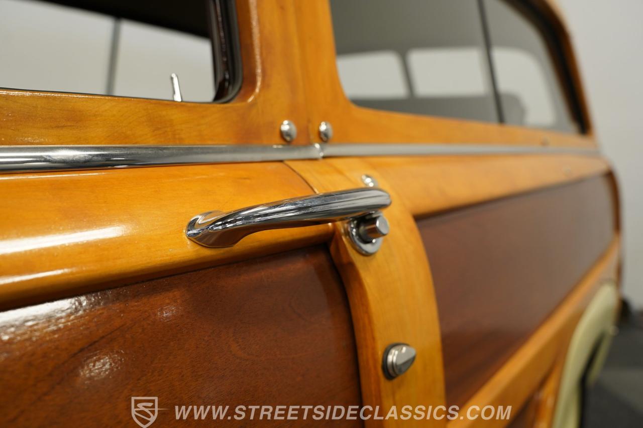 1951 Mercury Woody Wagon restomod
