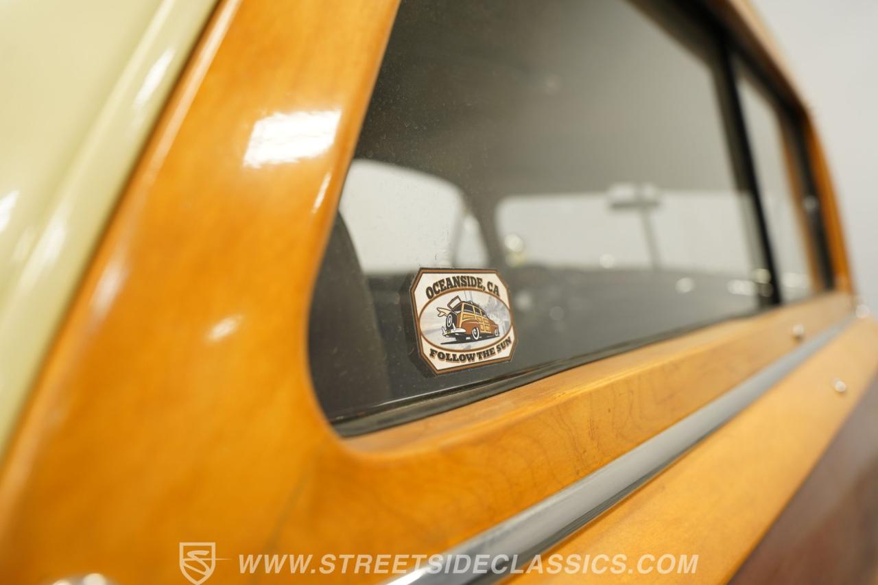 1951 Mercury Woody Wagon restomod