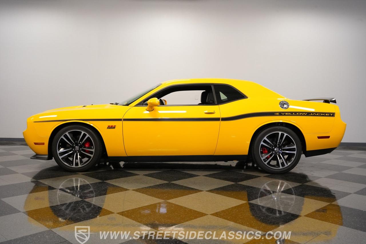 2012 Dodge Challenger SRT-8 Yellow Jacket
