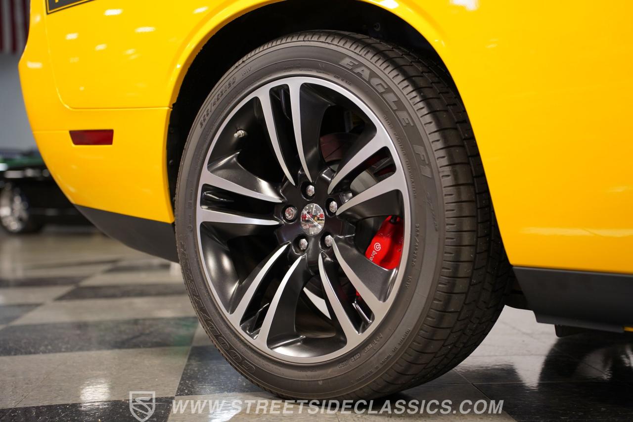 2012 Dodge Challenger SRT-8 Yellow Jacket