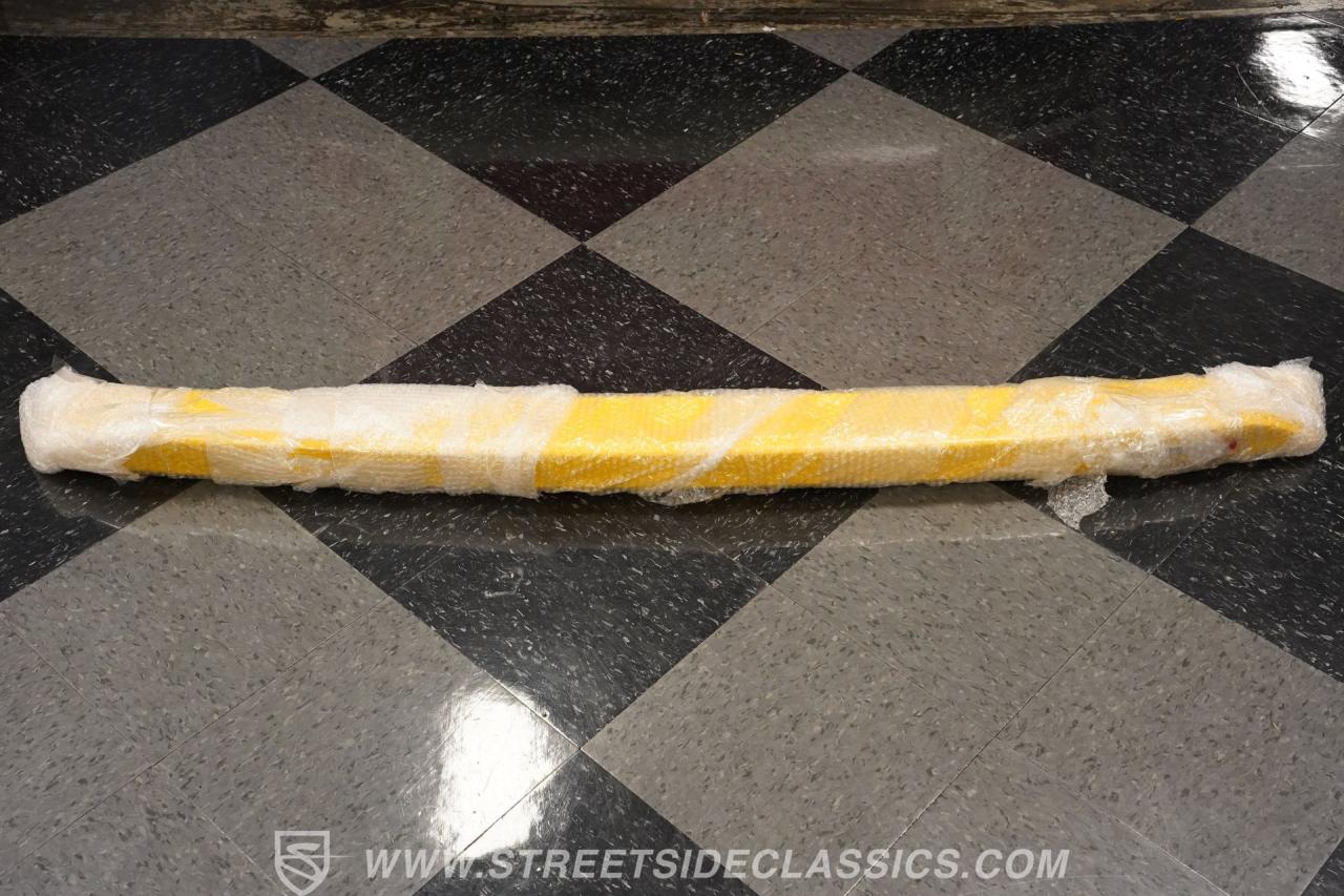 2012 Dodge Challenger SRT-8 Yellow Jacket