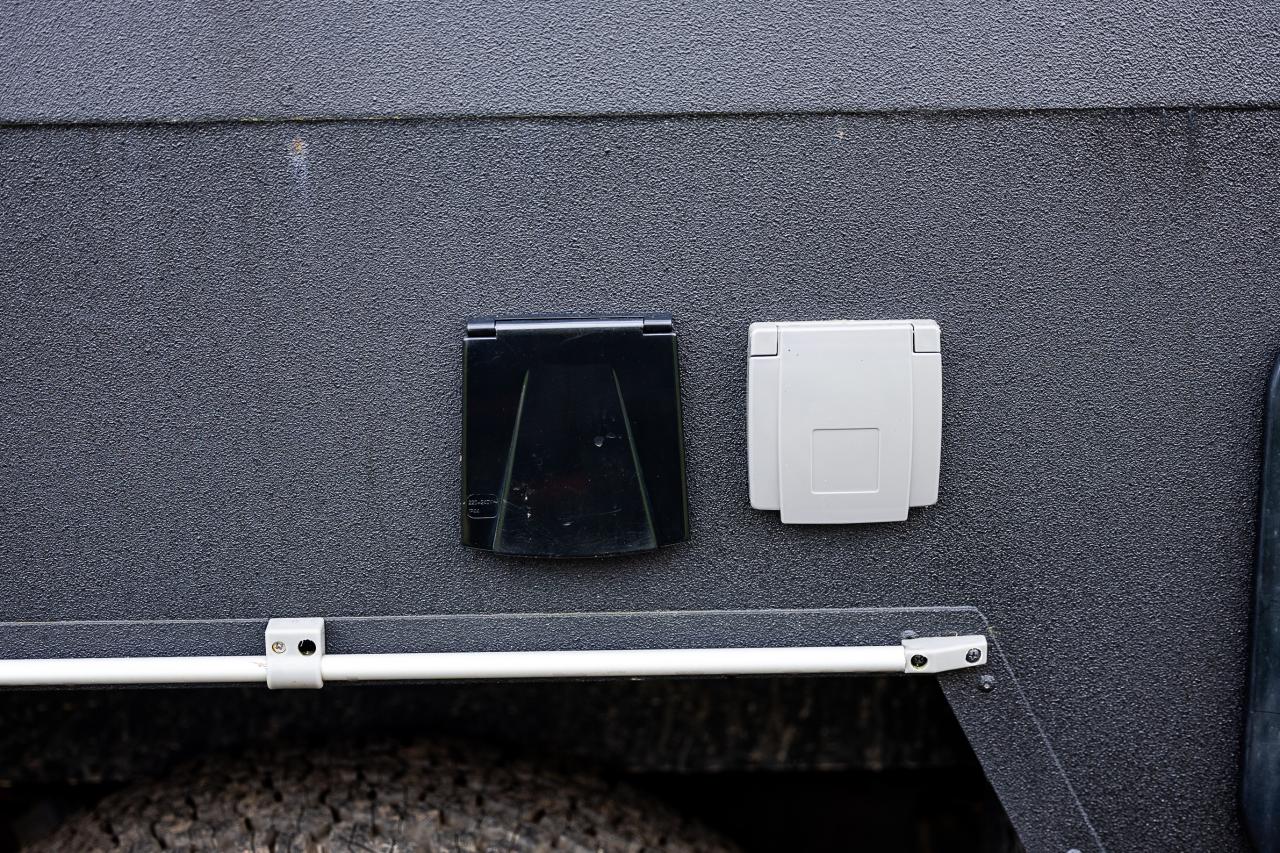 1992 Land Rover Defender Camper