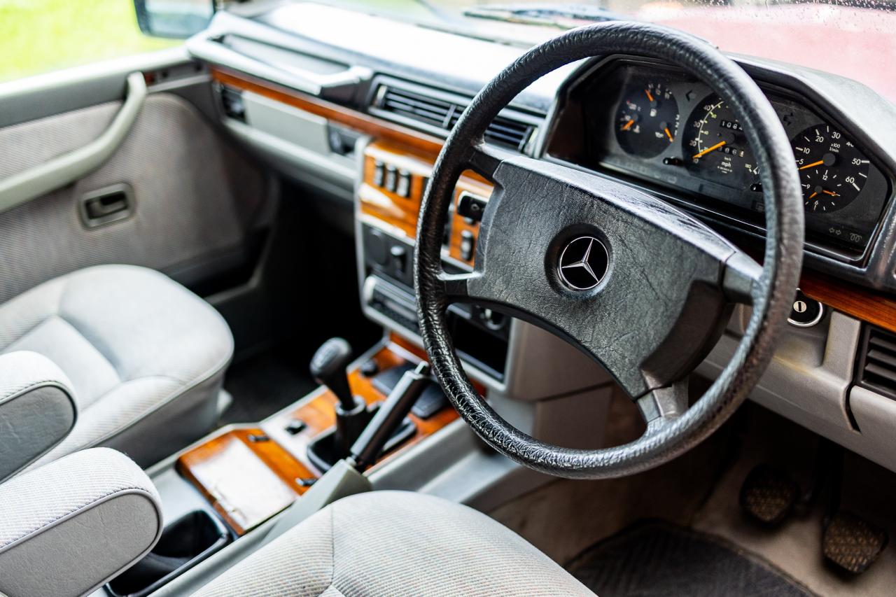 1992 Mercedes - Benz 300 GD