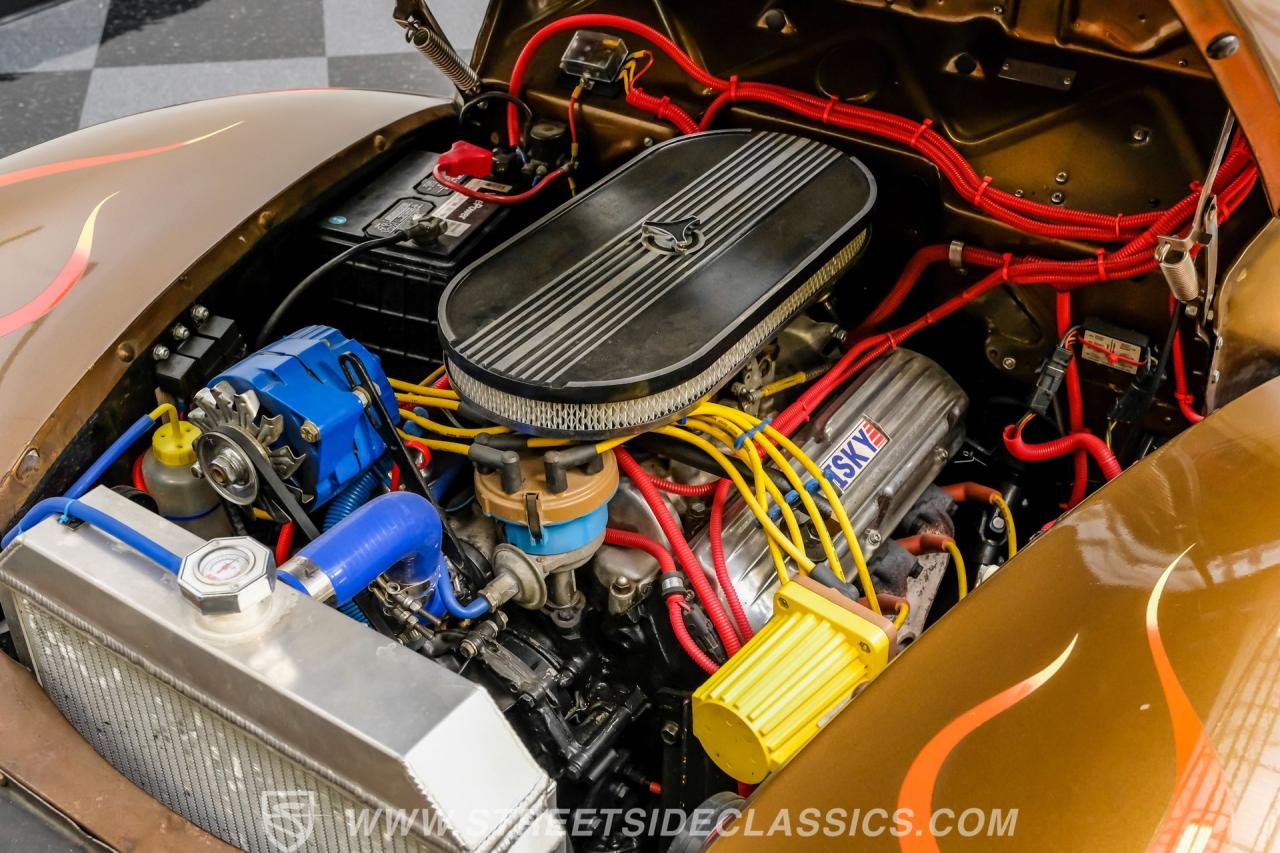 1940 Ford Deluxe Tudor Sedan