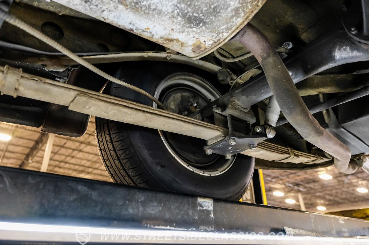 1940 Ford Deluxe Tudor Sedan