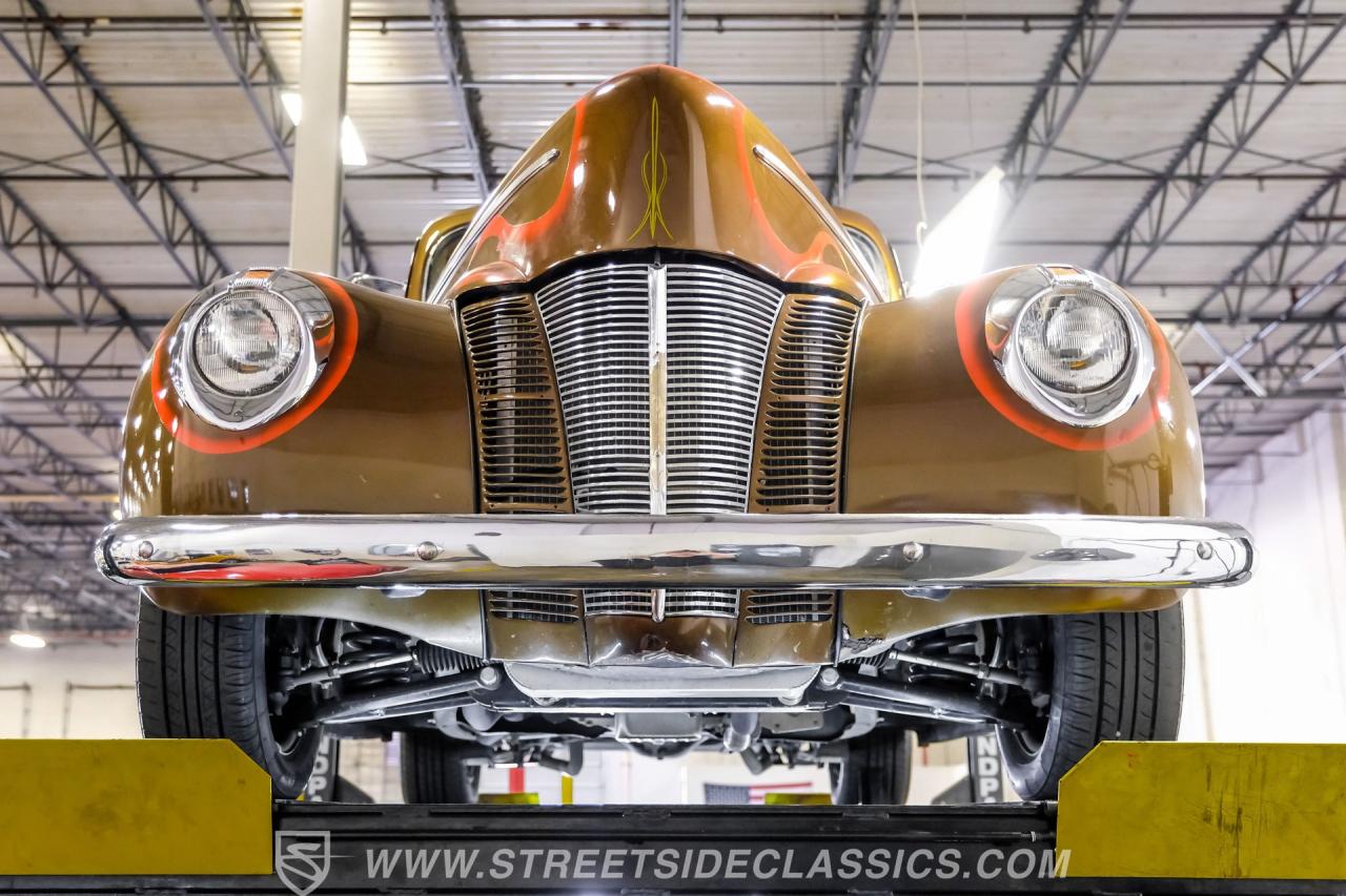 1940 Ford Deluxe Tudor Sedan