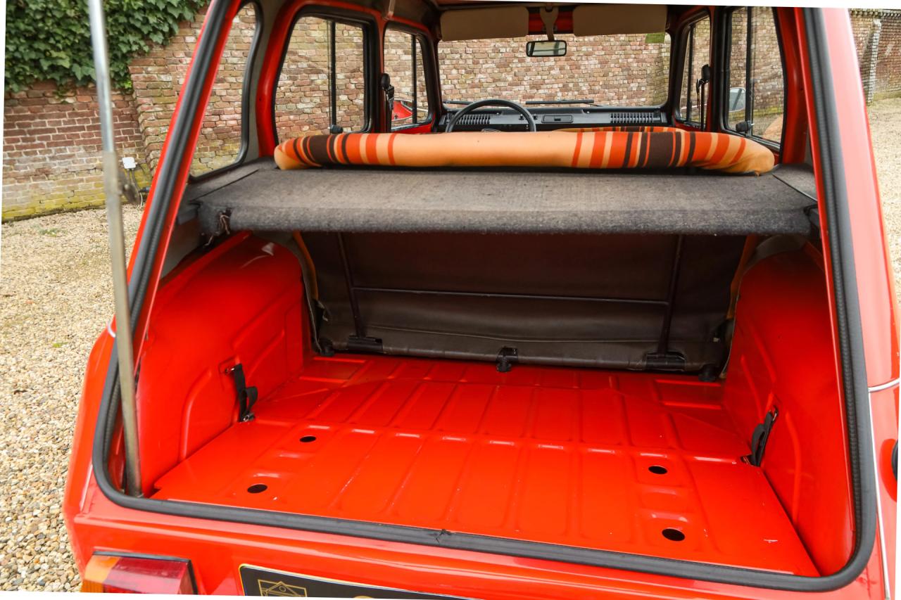 1980 Citro&euml;n Citro&euml;n Dyana 6 &ldquo;Rouge Geranium&rdquo;