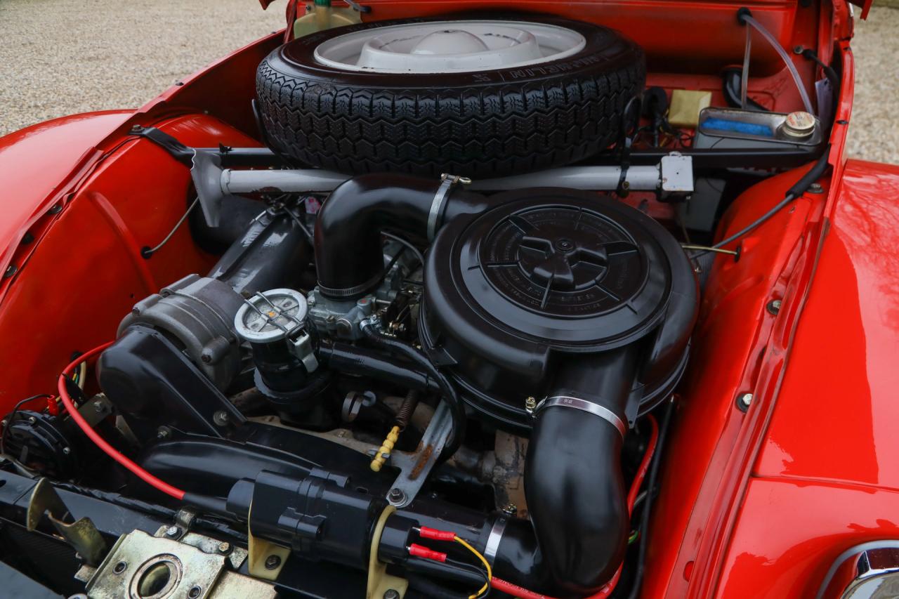 1980 Citro&euml;n Citro&euml;n Dyana 6 &ldquo;Rouge Geranium&rdquo;