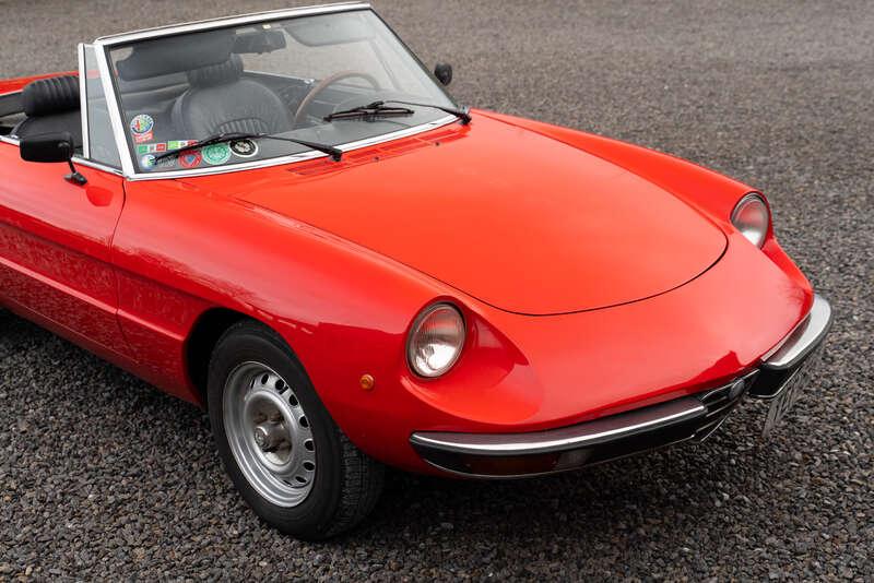 1976 Alfa Romeo JUNIOR SPIDER