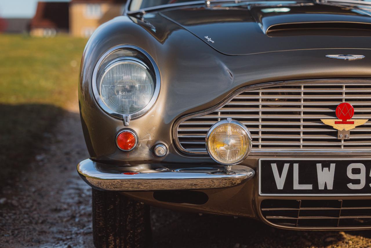 1968 Aston Martin DB6 Volante