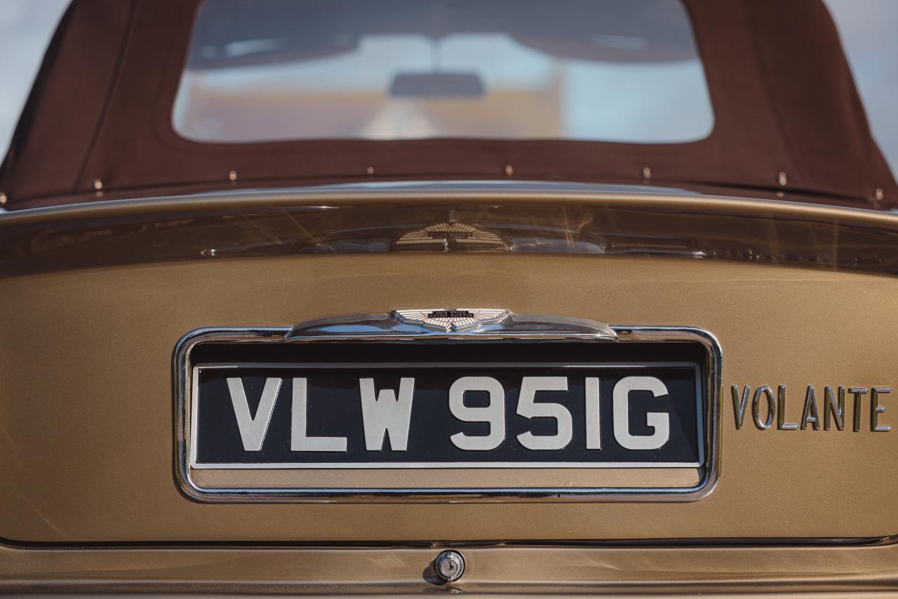 1968 Aston Martin DB6 Volante