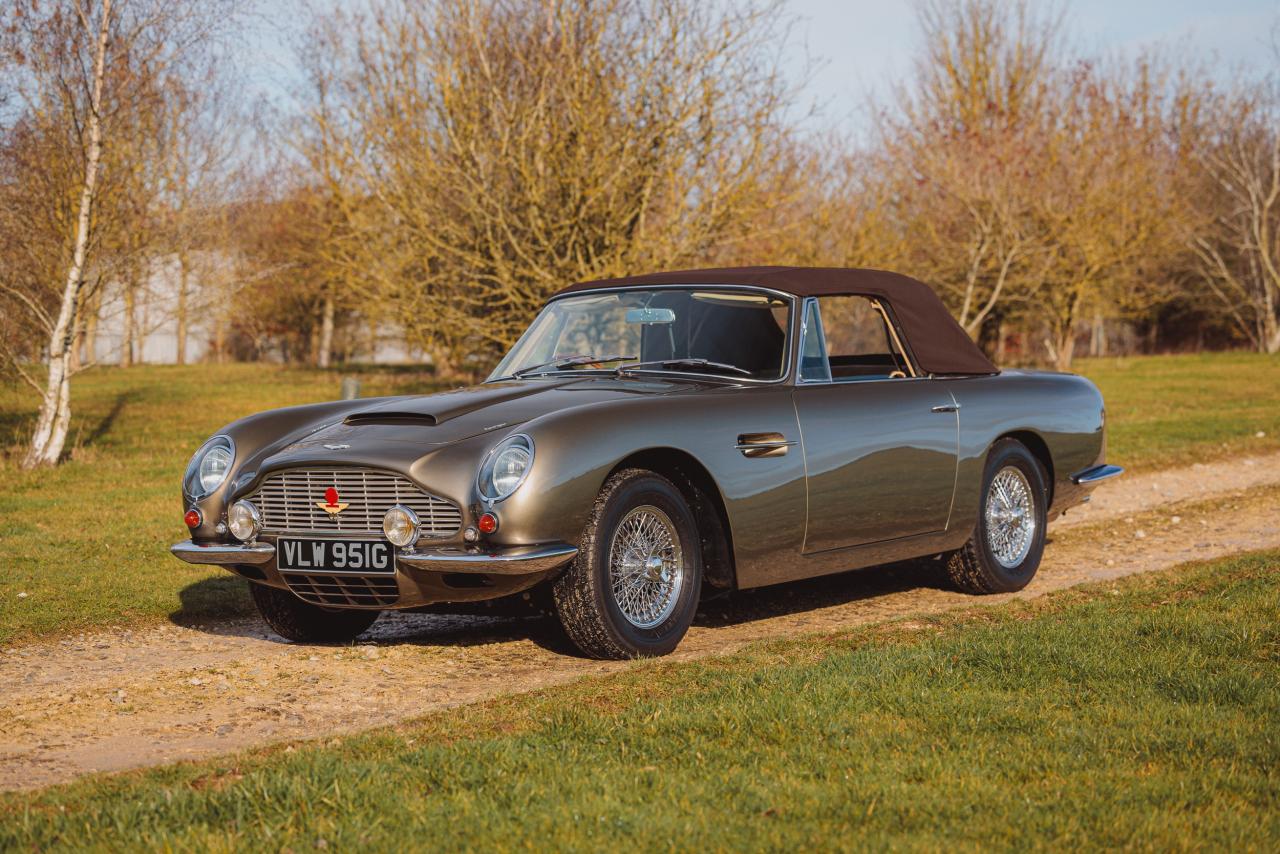 1968 Aston Martin DB6 Volante