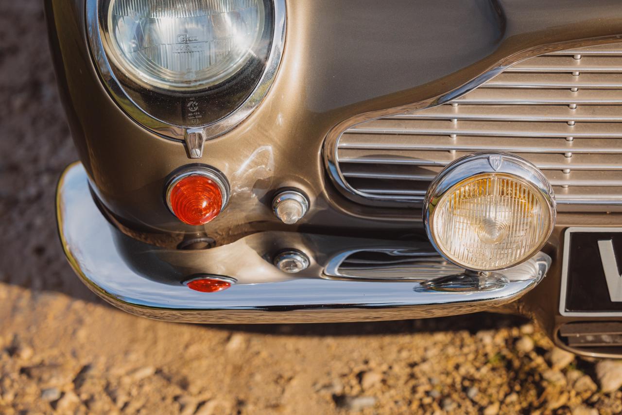 1968 Aston Martin DB6 Volante