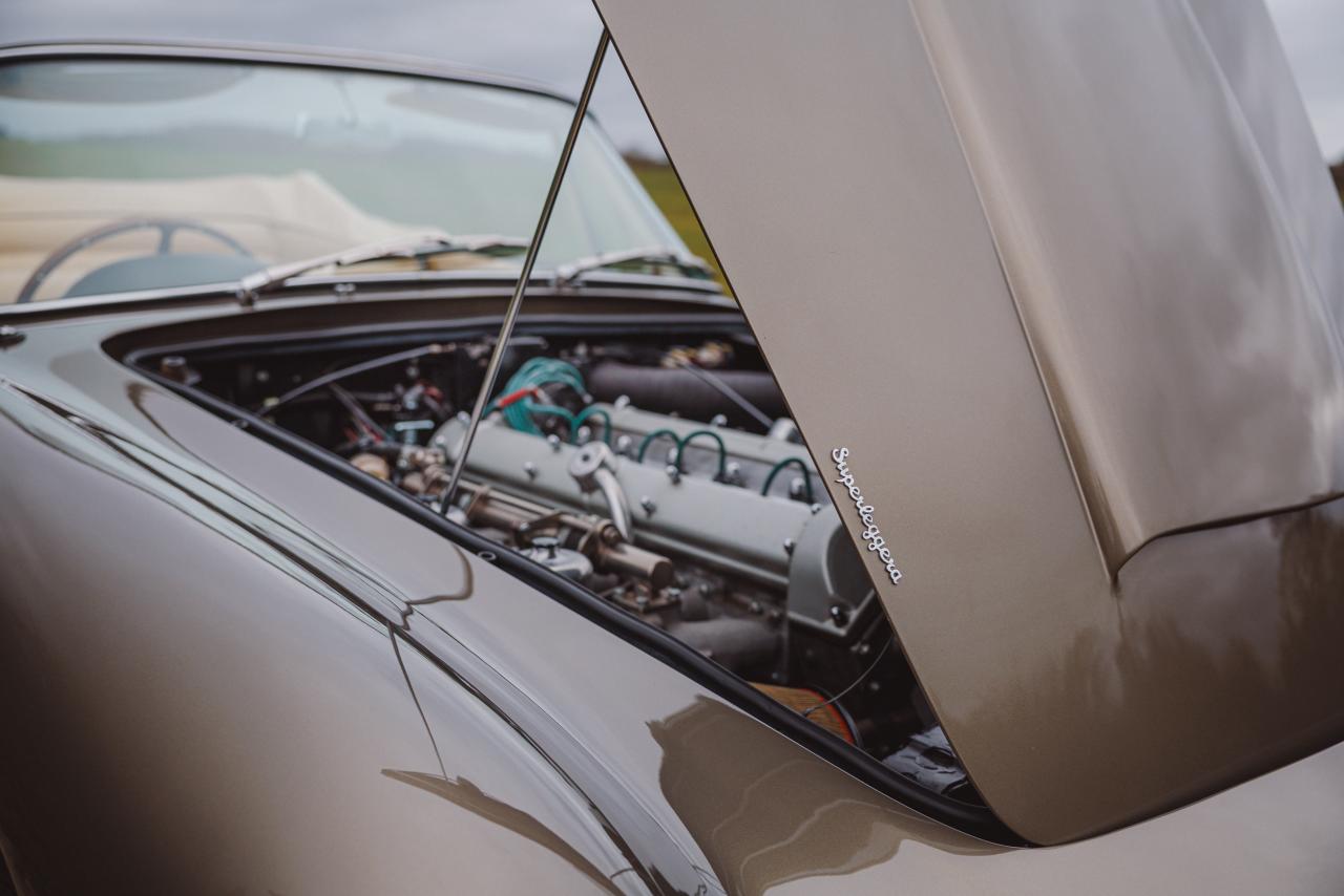 1968 Aston Martin DB6 Volante