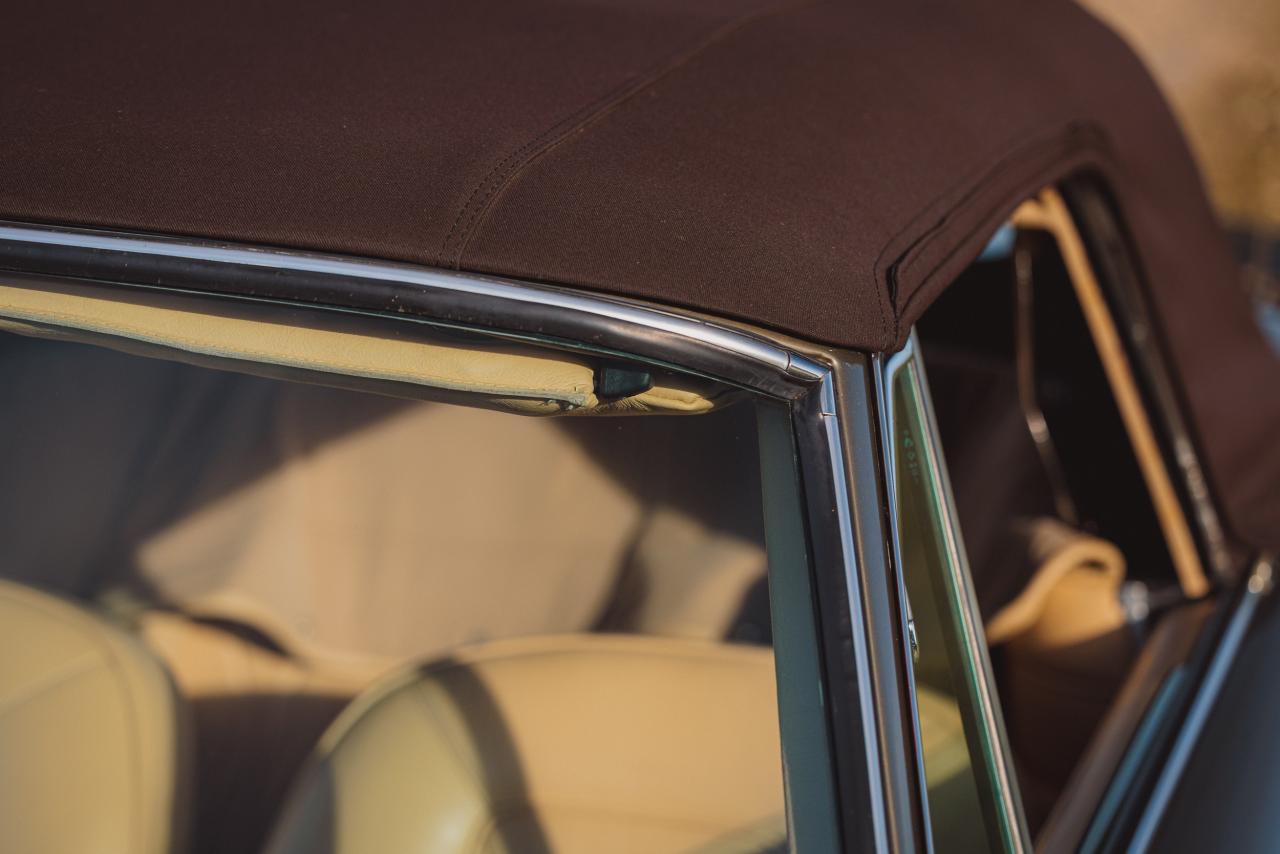 1968 Aston Martin DB6 Volante