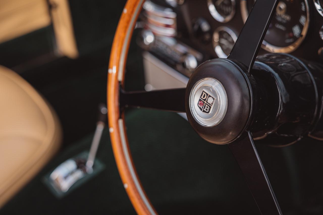 1968 Aston Martin DB6 Volante