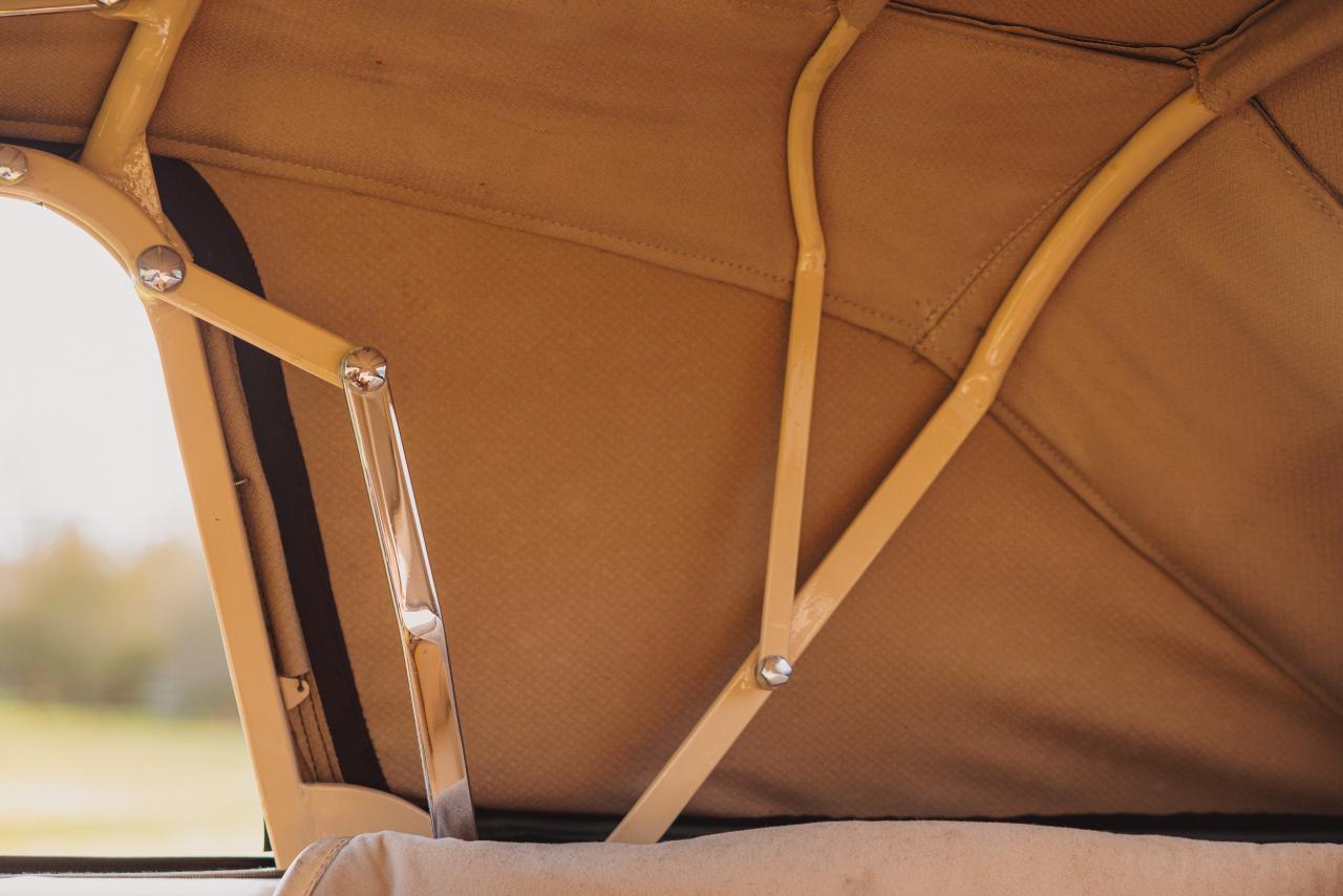 1968 Aston Martin DB6 Volante