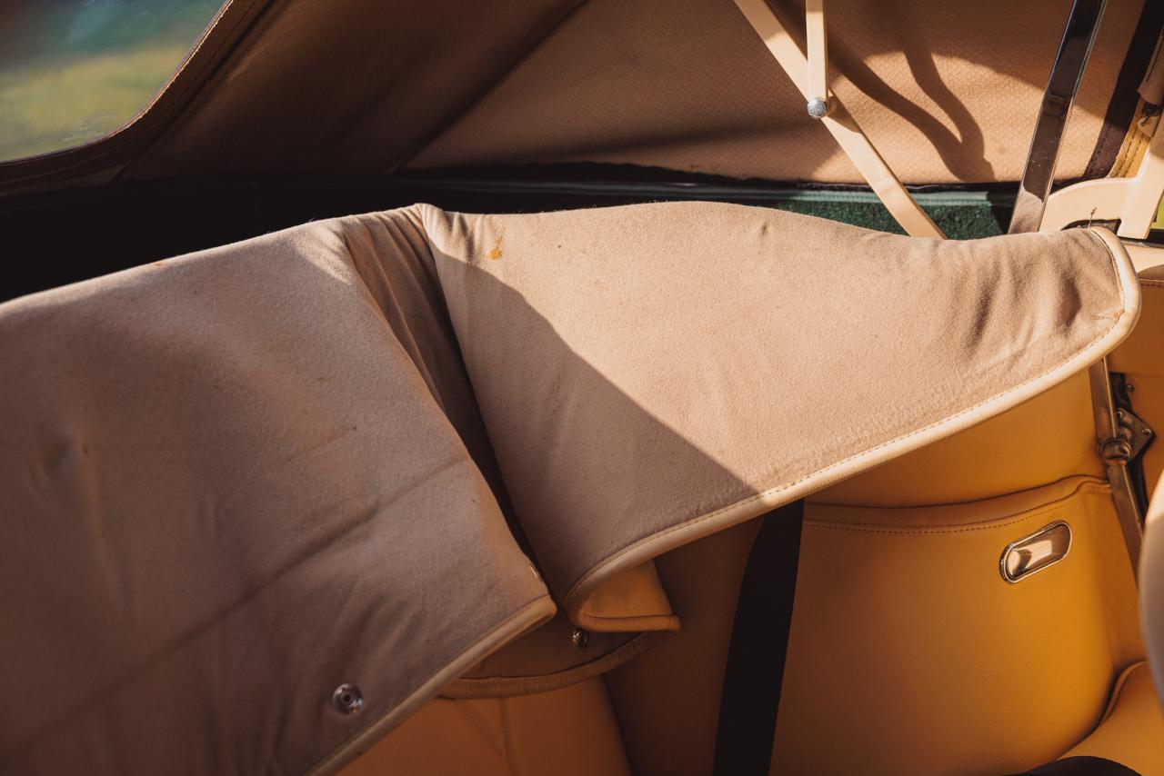 1968 Aston Martin DB6 Volante