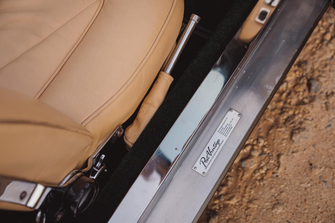 1968 Aston Martin DB6 Volante