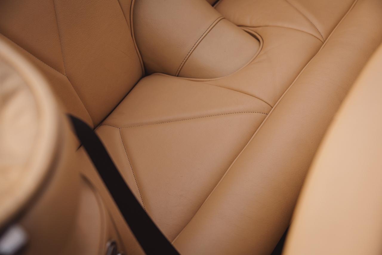 1968 Aston Martin DB6 Volante