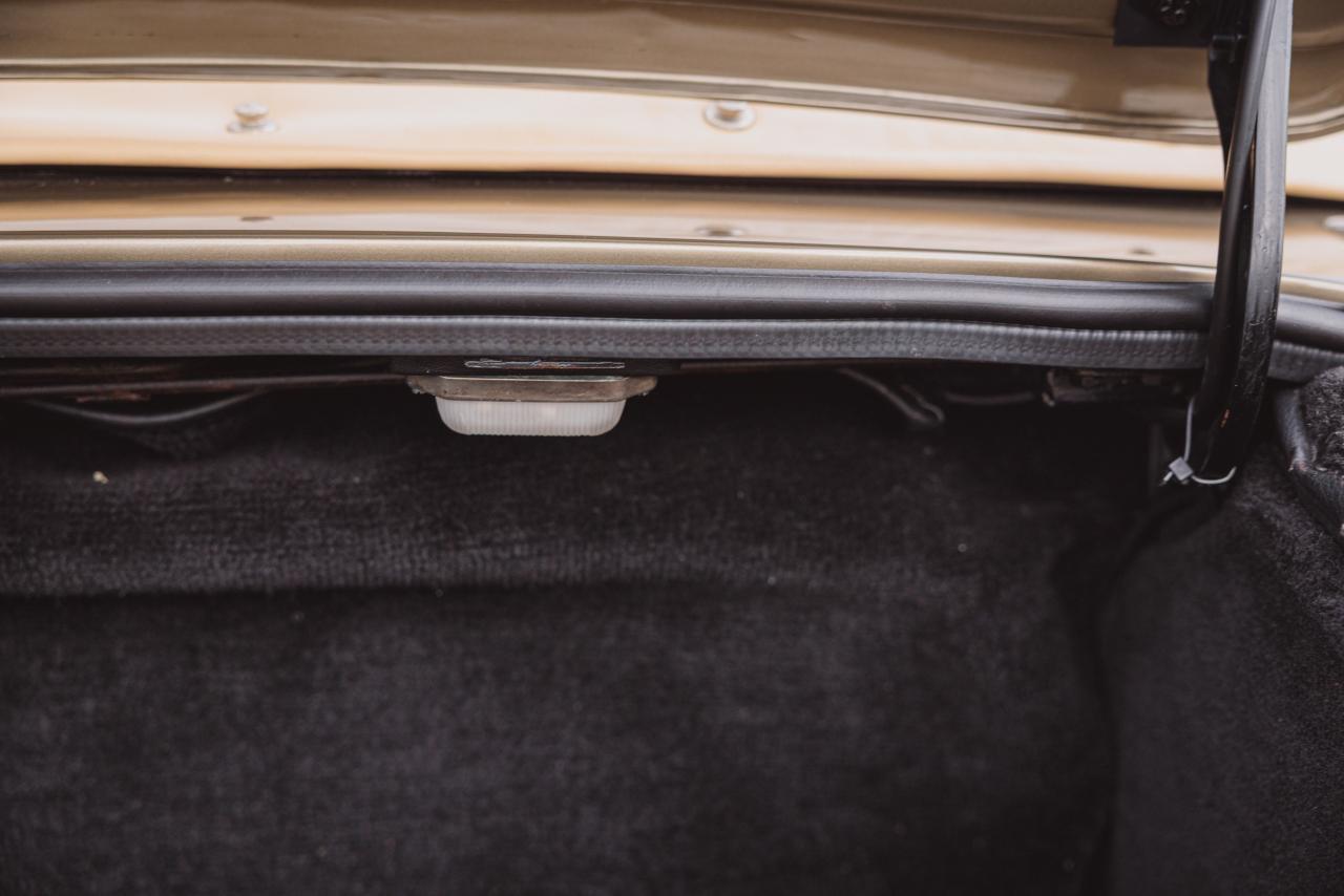 1968 Aston Martin DB6 Volante