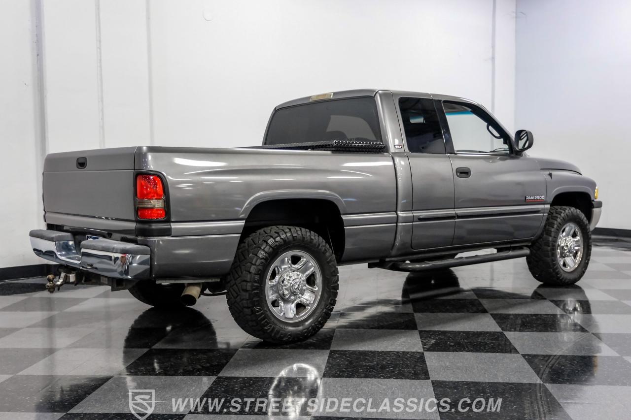 2002 Dodge Ram 2500 Quad Cab Laramie SLT