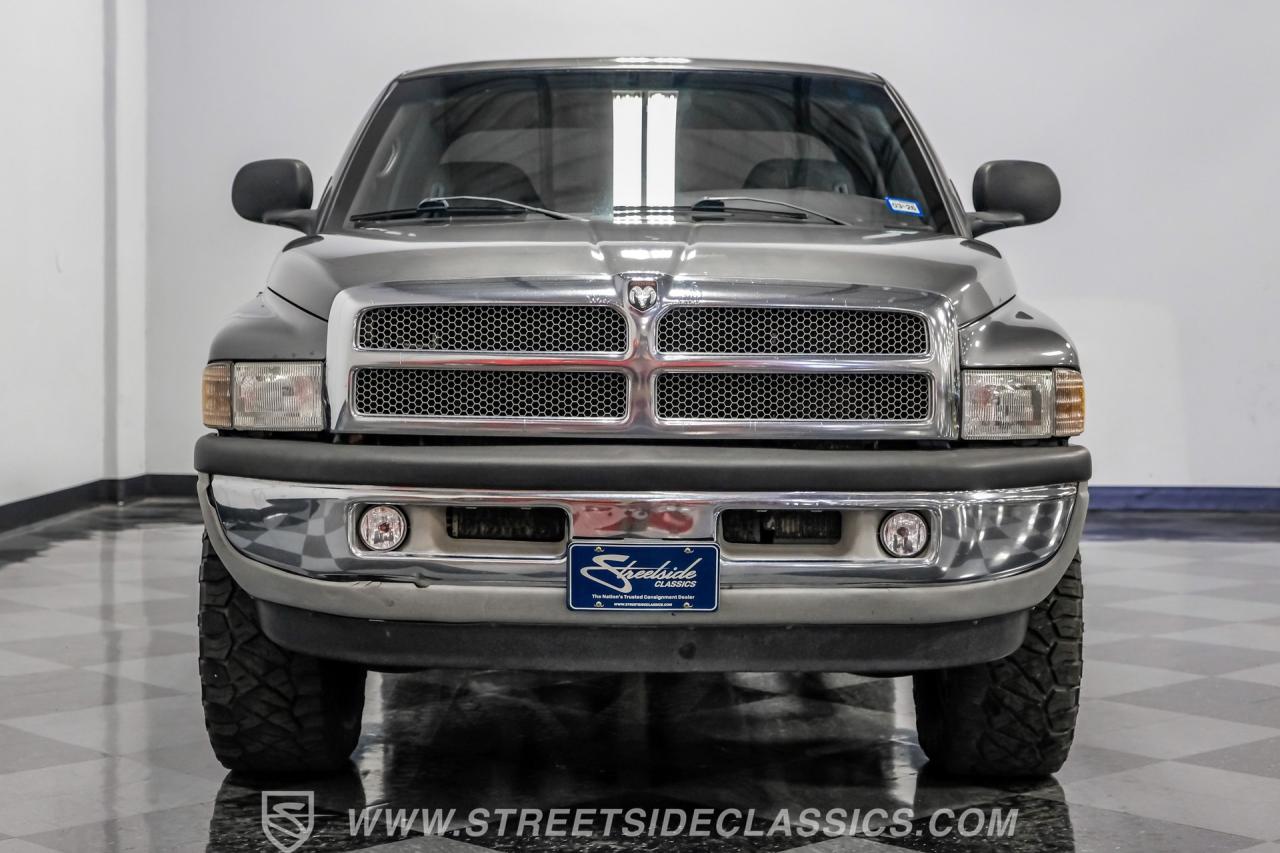 2002 Dodge Ram 2500 Quad Cab Laramie SLT