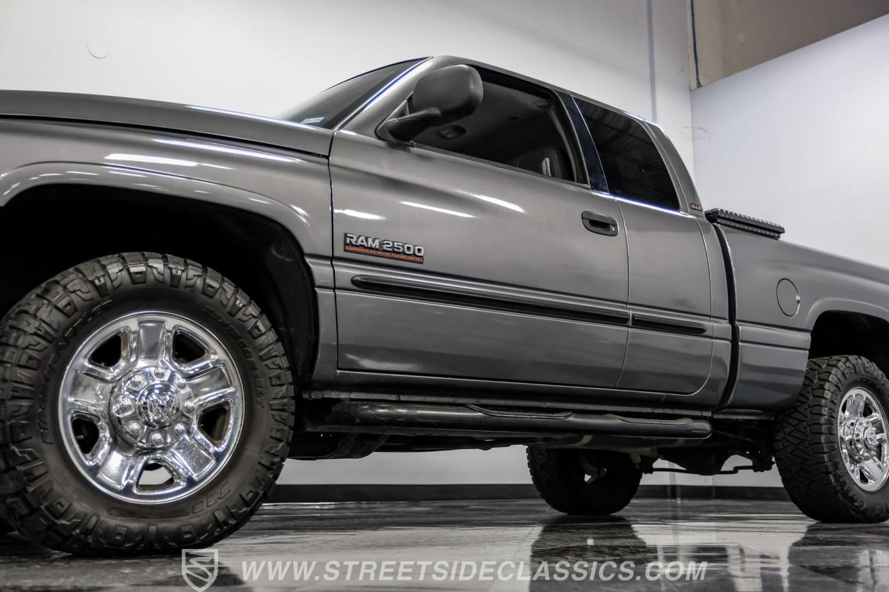2002 Dodge Ram 2500 Quad Cab Laramie SLT