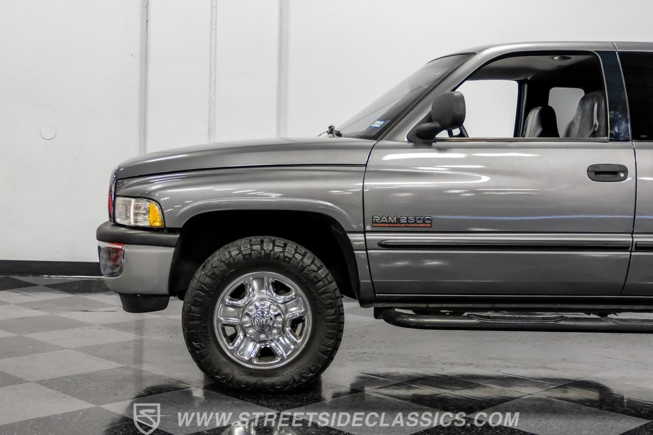 2002 Dodge Ram 2500 Quad Cab Laramie SLT