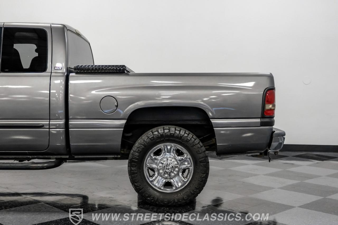 2002 Dodge Ram 2500 Quad Cab Laramie SLT